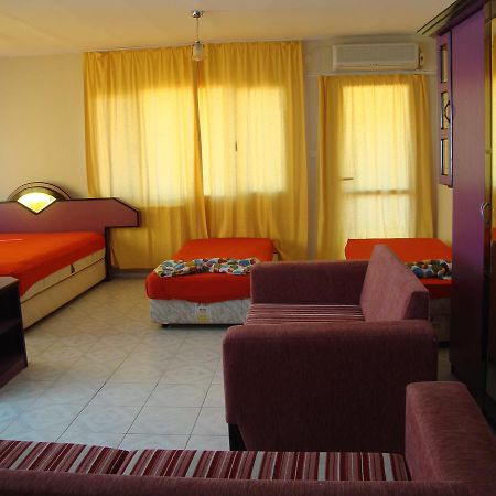 Degerli Motel Seferihisar Kültér fotó