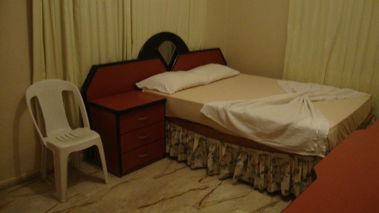 Degerli Motel Seferihisar Szoba fotó